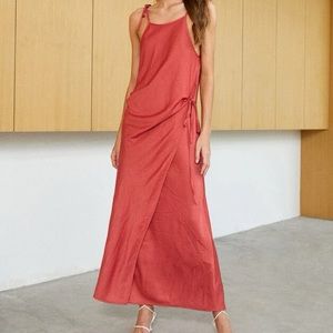 NEW: XL (12) gorgeous side slit & tie maxi dress
